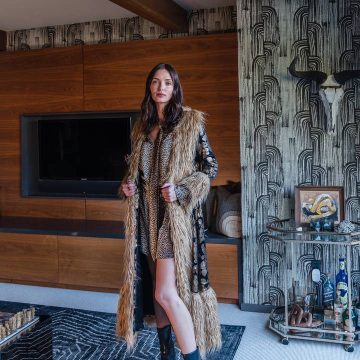 Penny Deluxe Oro Blossom Fawn Faux Fur Trim Coat and other Purchase Wholesale deluxe. Free Returns & Net 60 Terms on Faire trending on Faire.