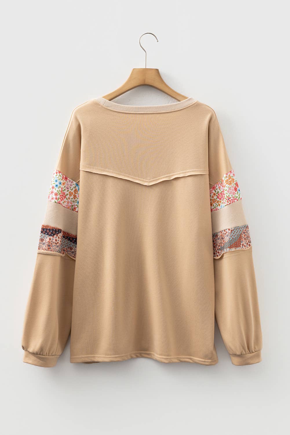 66DISCO - Wholesale Blouse - Women's - Exposed Seam Floral Mixed Patchwork Relaxed Plus Size Top2