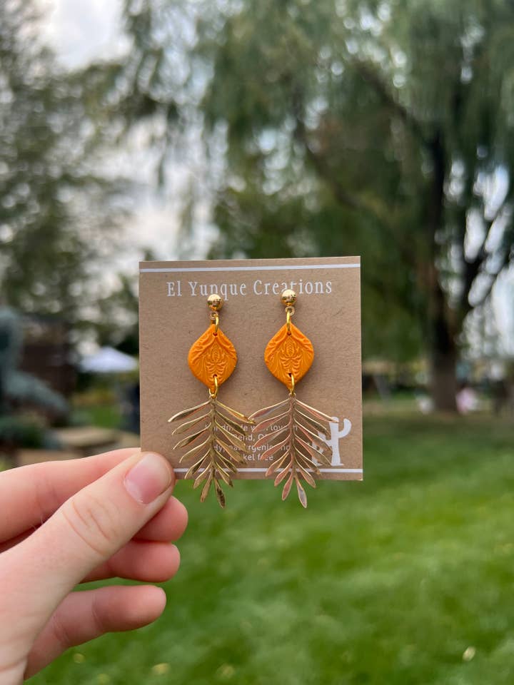 Tekstur orange palmedråbe for engroshandel hos El Yunque Creations LLC