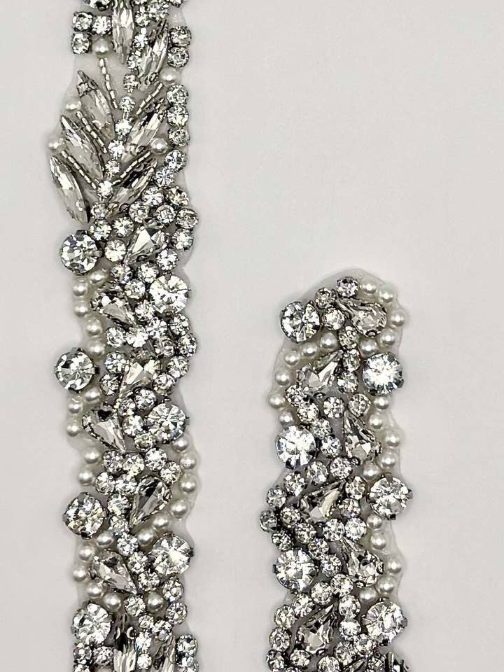 Cinturón Nupcial de Pedrería y Perlas para venta al por mayor de Appliques with Glitz