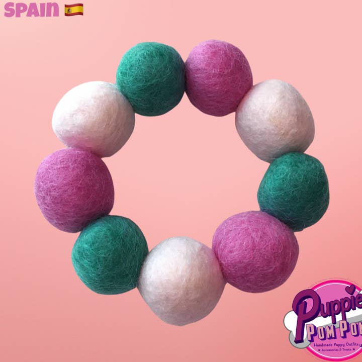 Pomponarmband in roze, jadegroen en wit voor wholesale door Puppies & Pom Poms