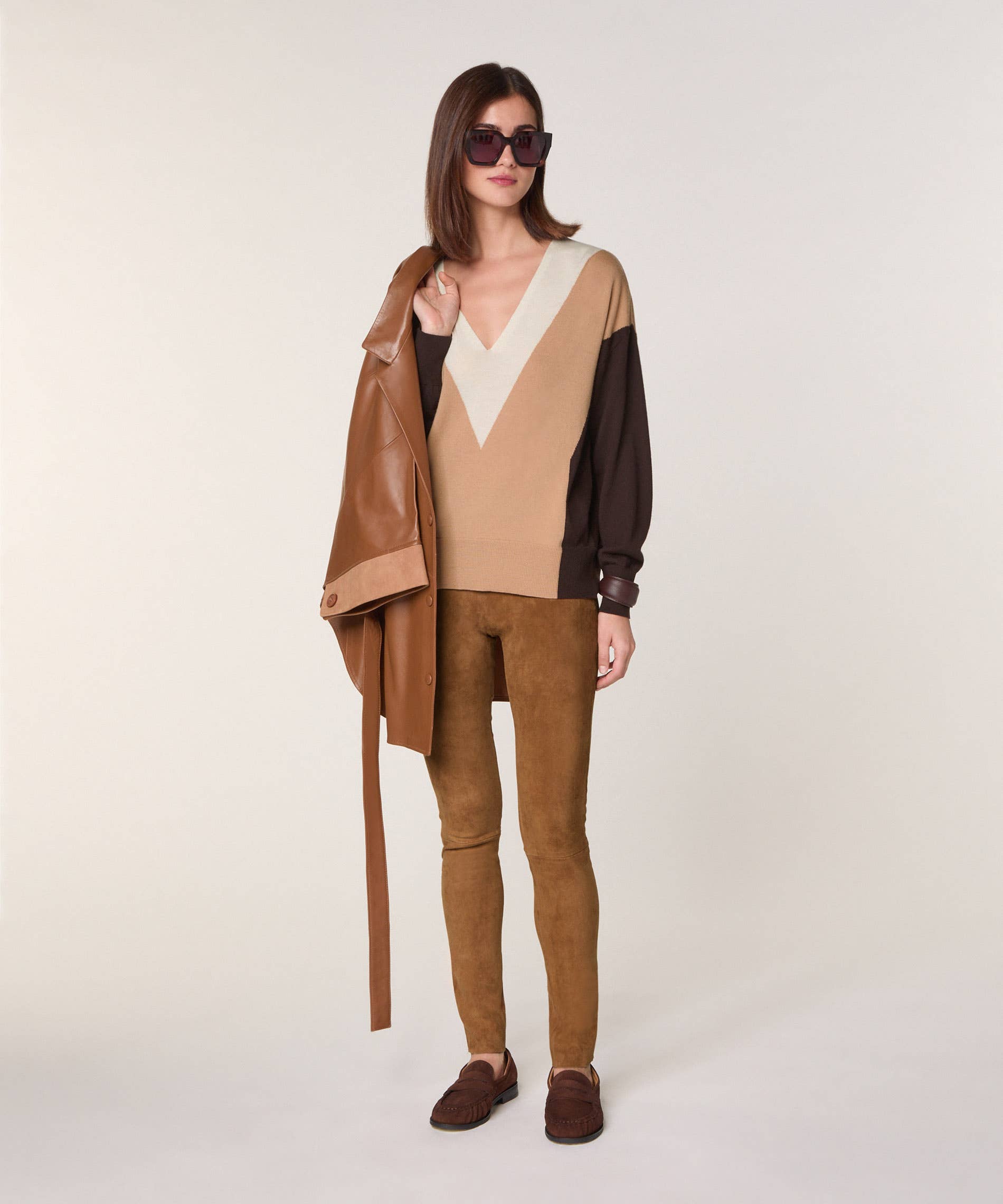 coffee brown Merino wool intarsia sweater for wholesale on Faire0