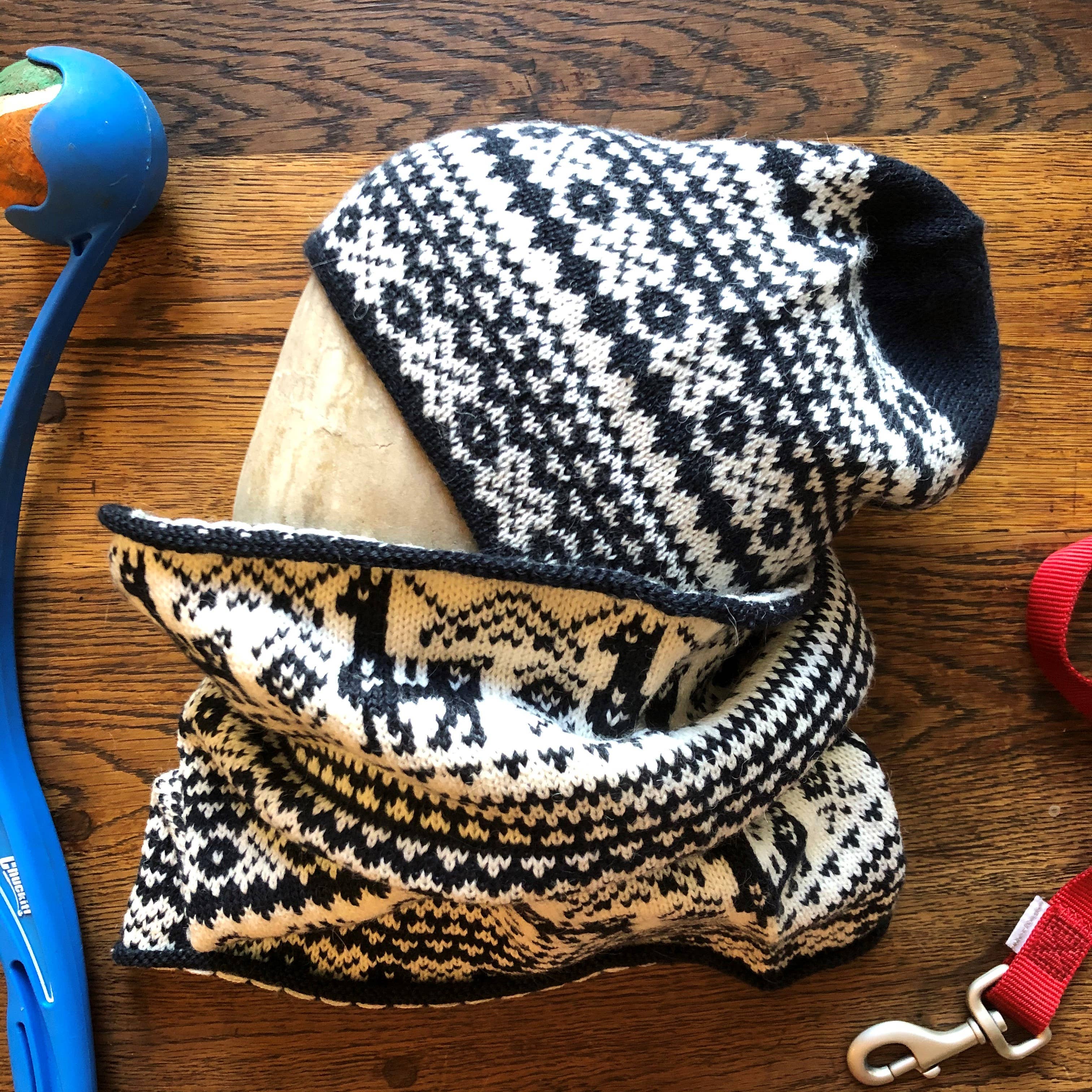 Samantha Holmes Alpaca Clothing and Gifts - Wholesale Scarf - Women's - Alpaca Fair Isle Cowl / Snood11