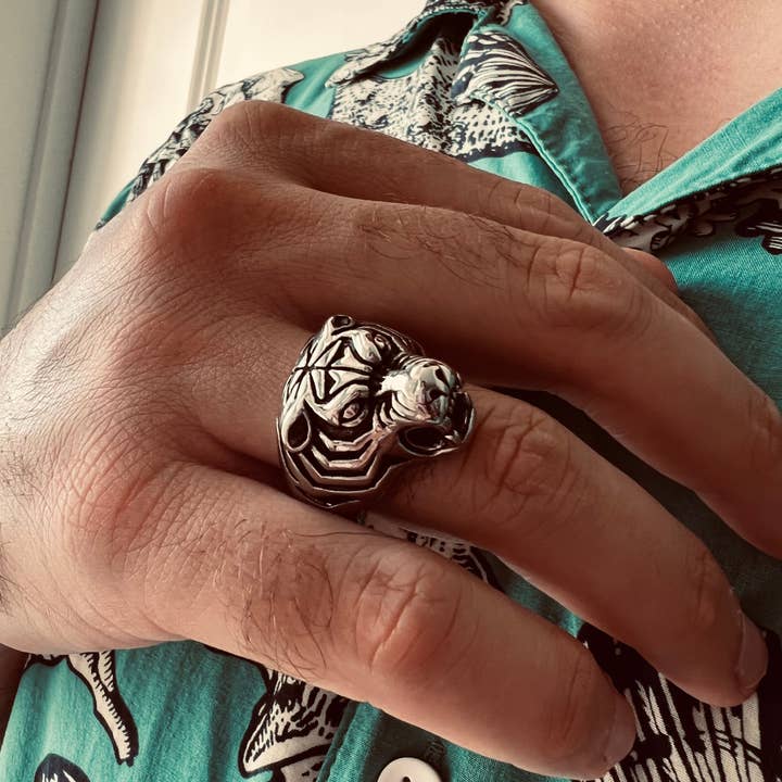 WJW - Wholesale Cocktail/statement ring - Stainless Steel Snarling Tiger Ring3