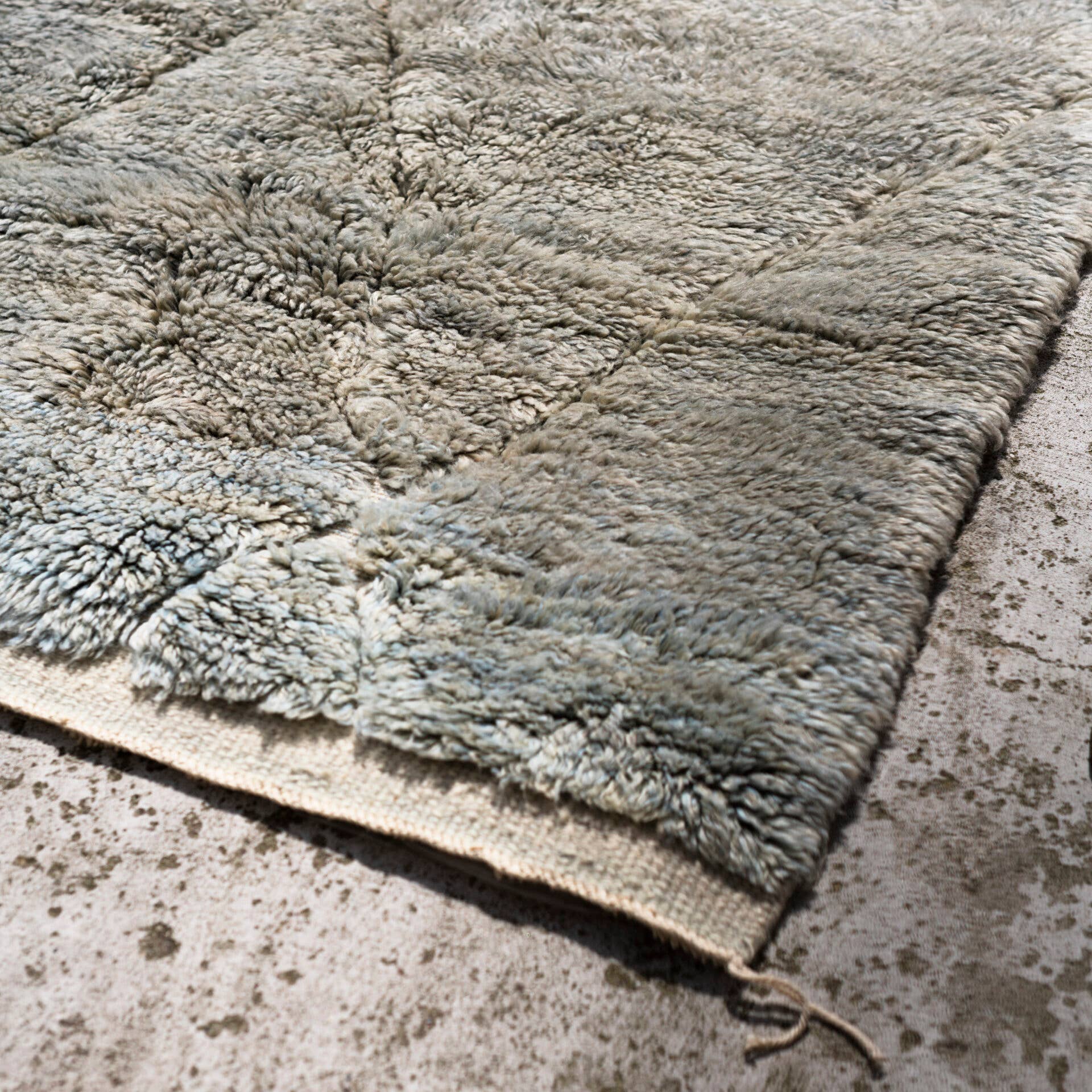 BerberNest - Wholesale Area Rug - Premium Hand tufted Gray Beni Mrirt Moroccan Rug1