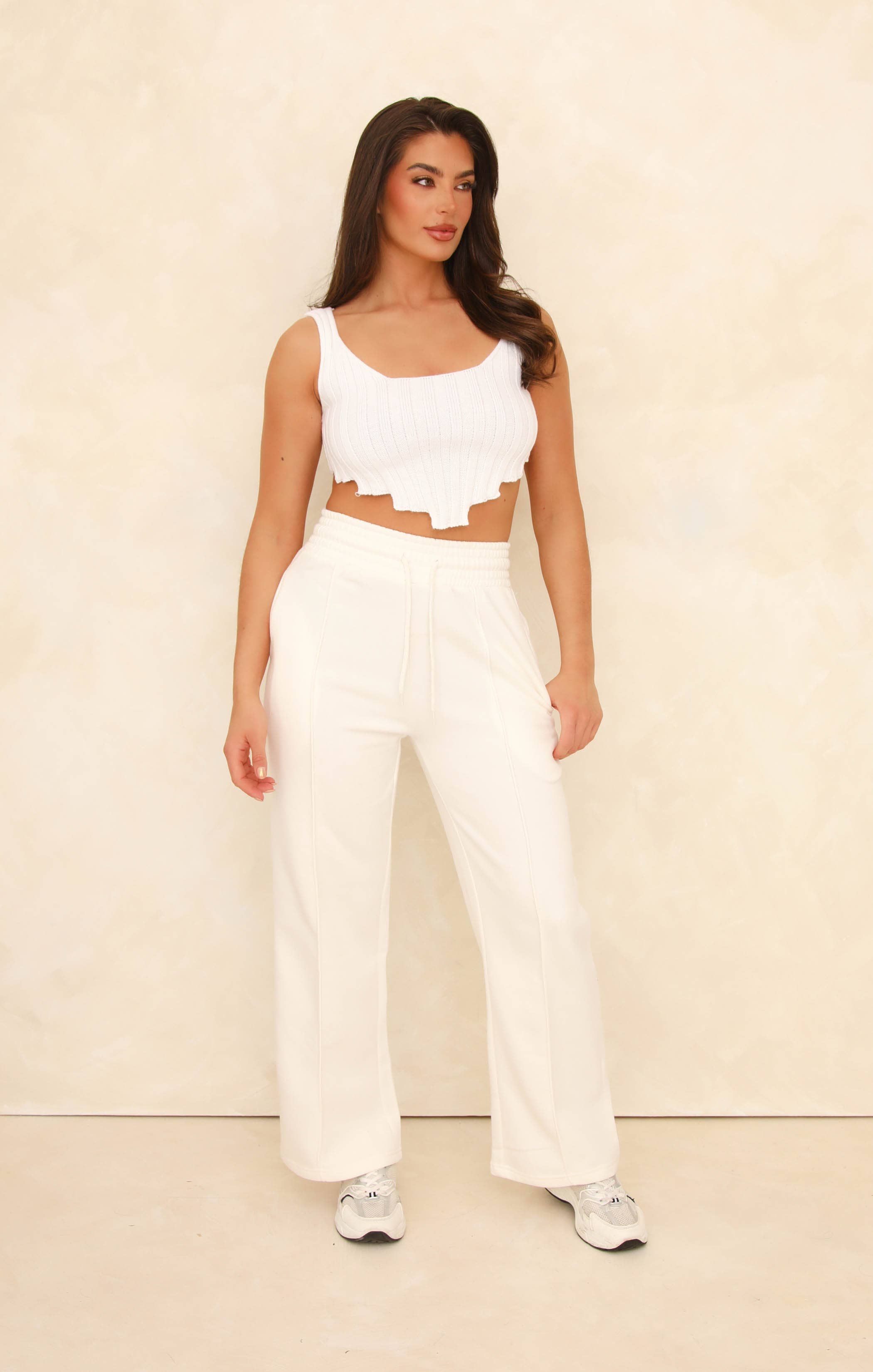 Femme Luxe - Wholesale Lounge Sweatpants/jogging bottoms – Women's - Cream Seam Detail Loose Leg Joggers with Functional Drawcord - Lyla