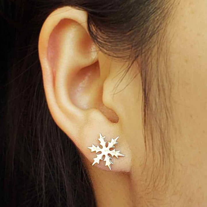 Nina Designs – wholesale Solitärörhängen – Sterling Silver snöflinga inlägget örhängen 11mm