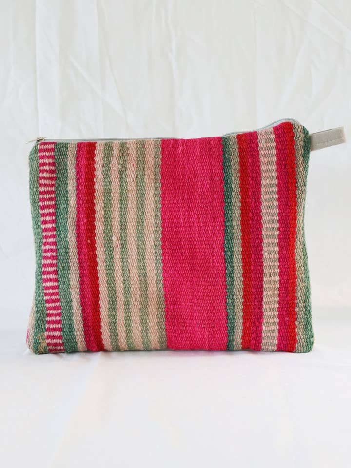 Clutch-Taschen mit Puyo - Modell Nr. 2 für den Großhandel von The Andes Project