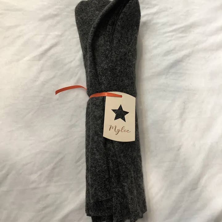 Mimi & Gogo - Wholesale Scarf - Women's - fine knit scarf