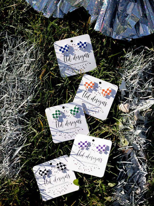 Game Day Checkered bows and other Purchase Wholesale green and white. Free Returns & Net 60 Terms on Faire trending on Faire.