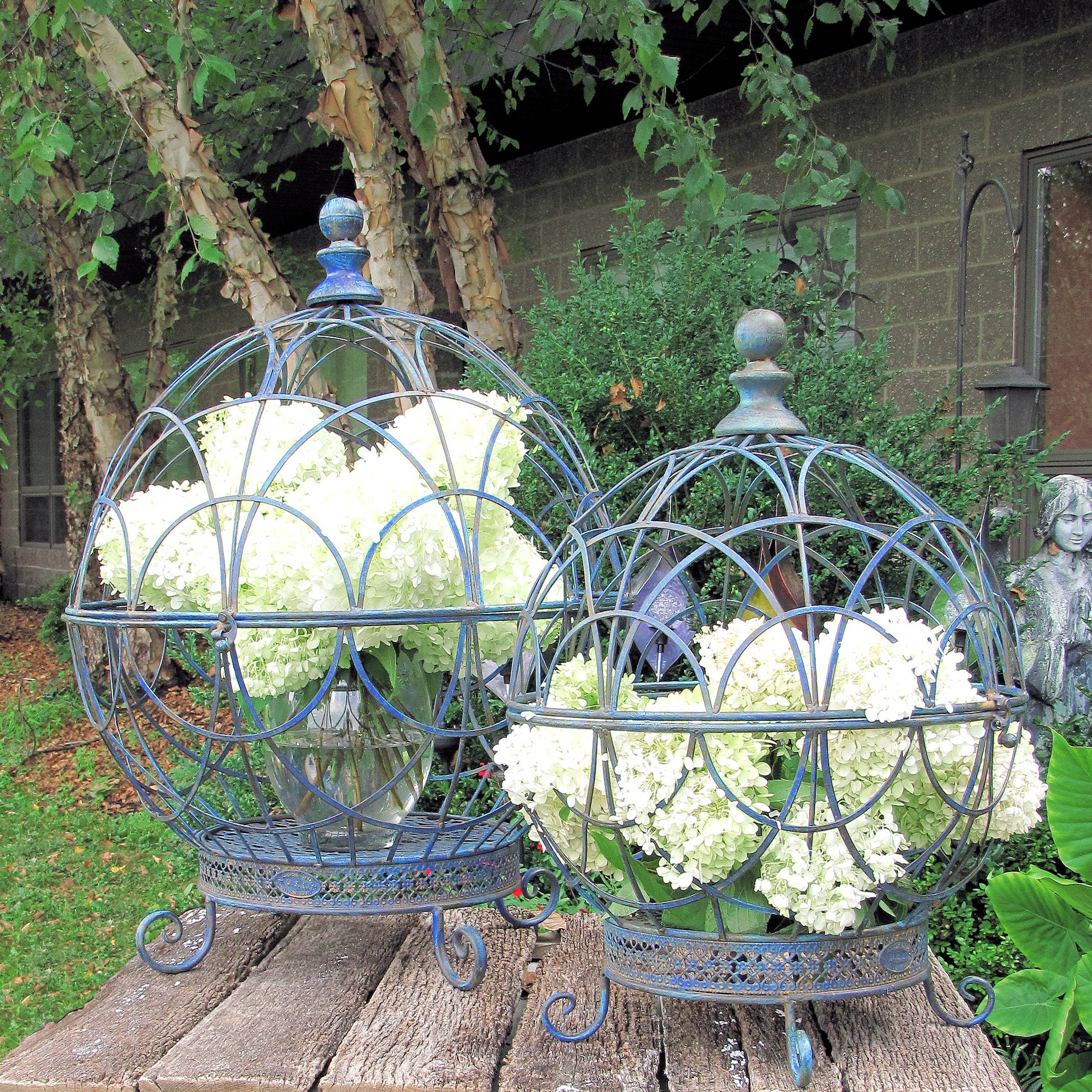 Zaer Ltd. International - Wholesale Plant Pot Stand - Iron Globe Plant Stands- 2 Sizes- 3 Color Options11