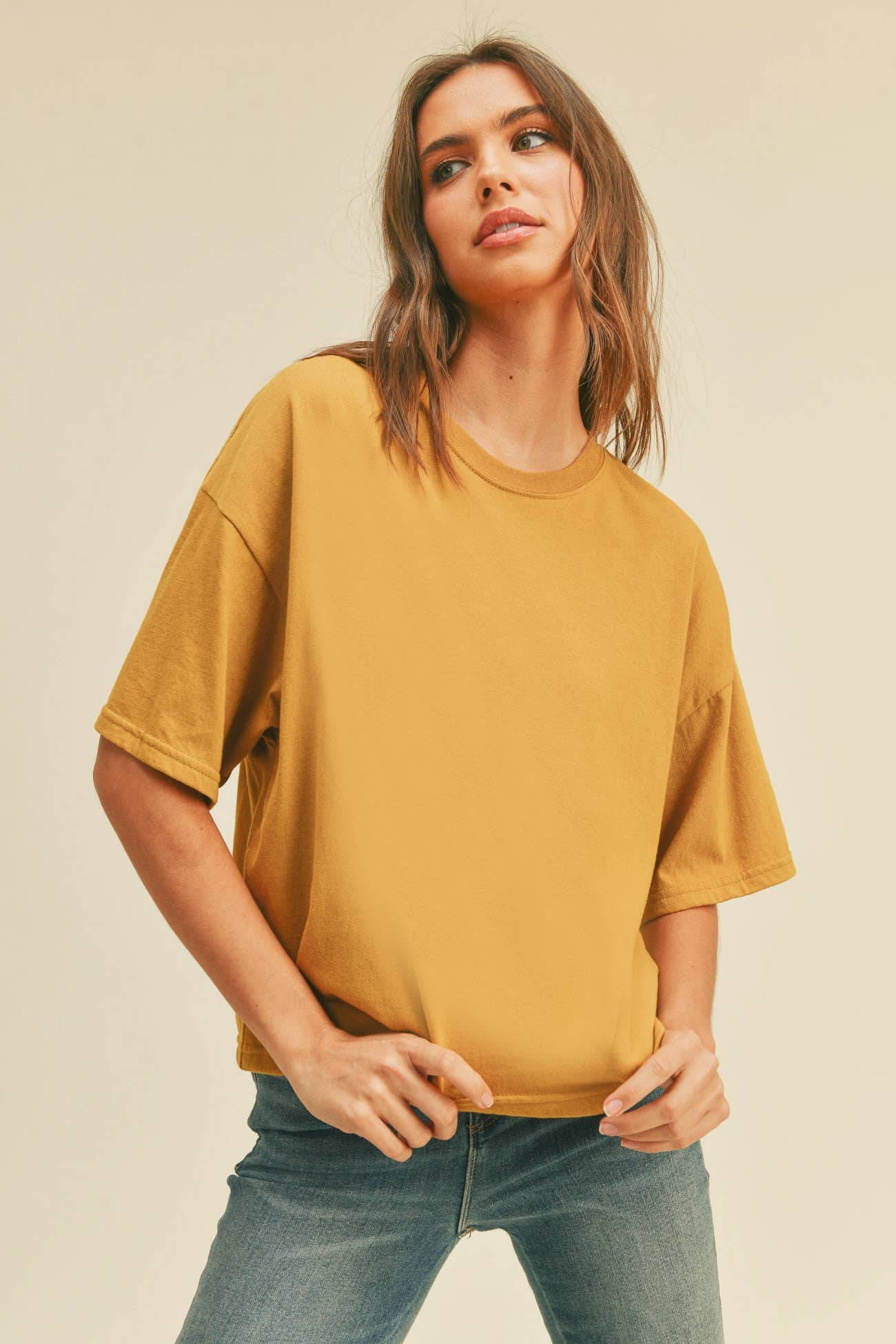 Honestee – wholesale T-shirt (graphic) – women's – Blank Long Cropped Short Sleeve T-Shirt9