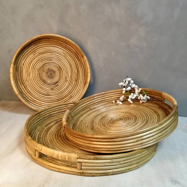 India Handicrafts Inc – Großhandel Deko-Tablett – Handgewebte Tabletts aus Rattan, 3er-Set2