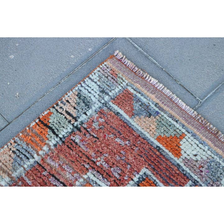 The Loom Wholesale - Wholesale Runner Rug - Turkish Herki Anatolian Vintage Boho Antique Runner Rug8