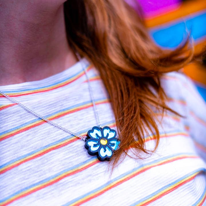 Blue flower necklace for wholesale by Miroo