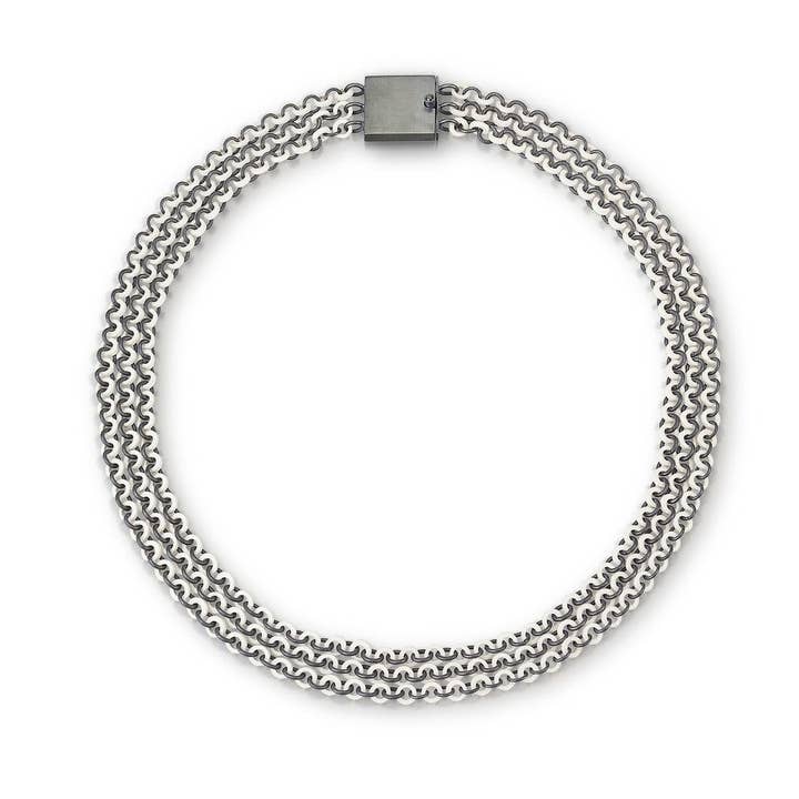 Girocollo Cascade Link per la vendita all'ingrosso da parte di JacQueline Sanchez Jewelry