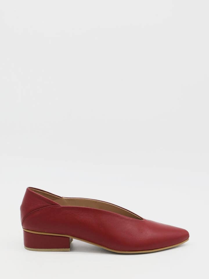 Mocassini slip-on Louvre in pelle bordeaux scarpe da donna per la vendita all'ingrosso da parte di STIVALI NEW YORK
