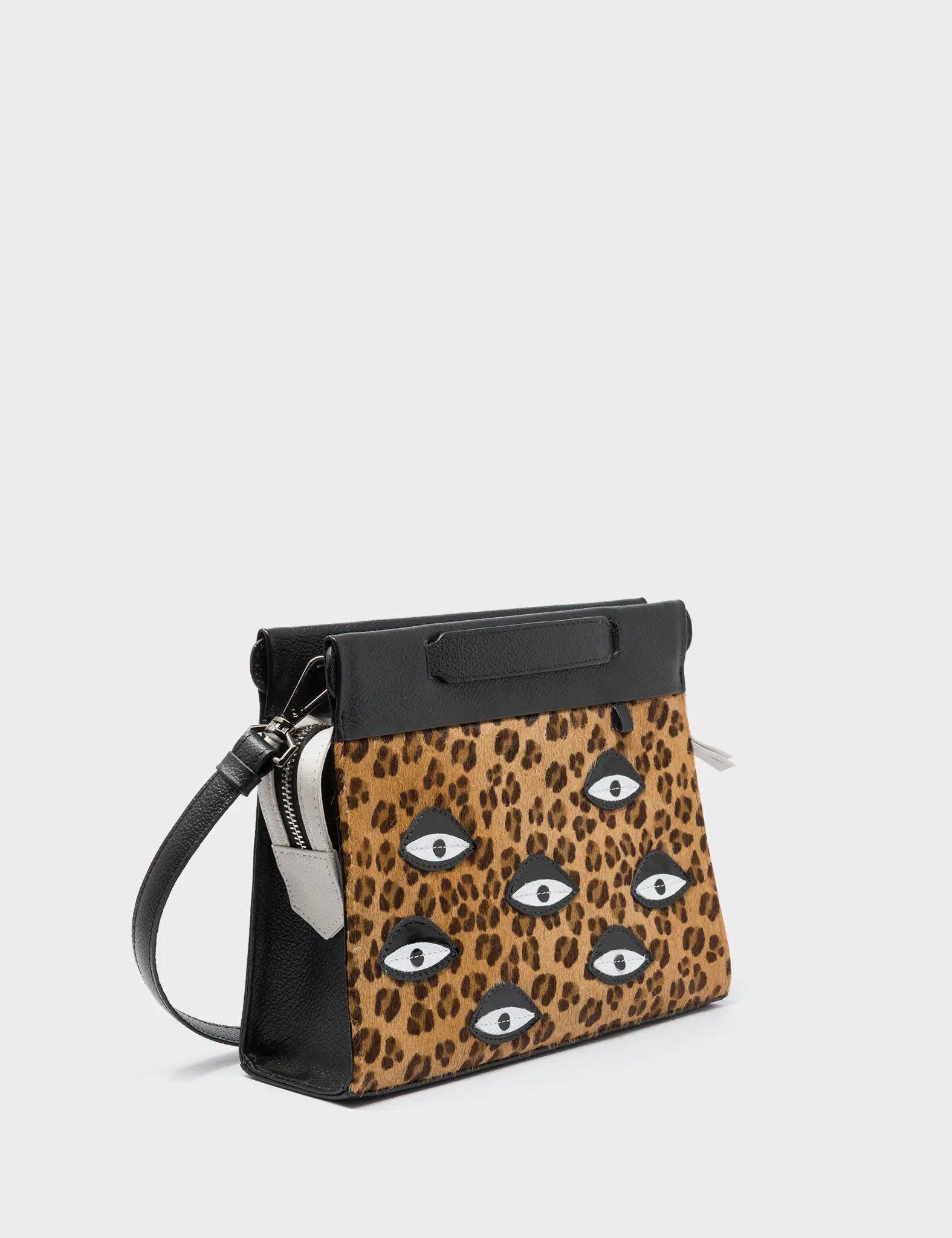 Min & Mon - Venta al por mayor Bandolera - Mujer - Bolso Bandolera Pequeño de Piel con Estampado Animal Vali - Aplique de Ojos Asa Ajustable0