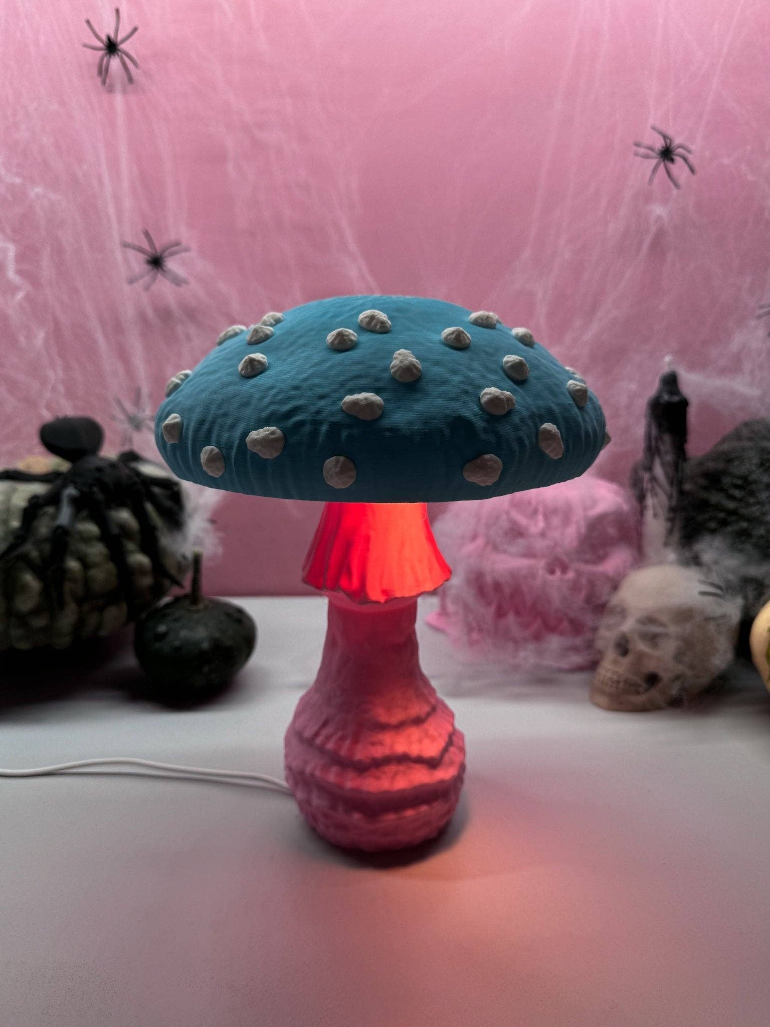 Roomberry - Wholesale Accent/Desk Lamp - Amanita Mushroom Lamp – Magical Table Lamp in Fly Agaric Design for Your Home18