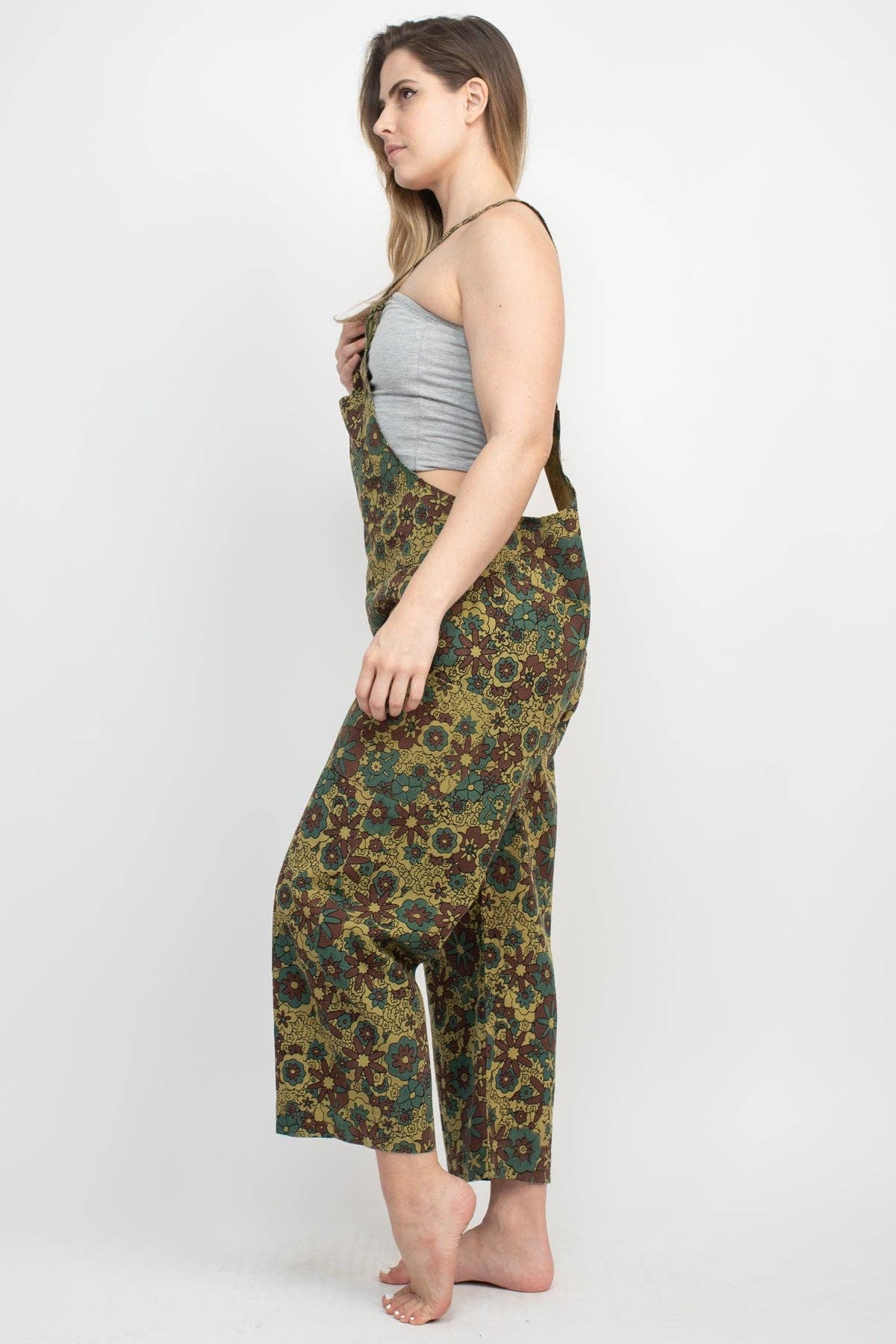 Lakhays Collection Inc. – Großhandel Overall – Damen – Flower Power Overalls in Übergröße8