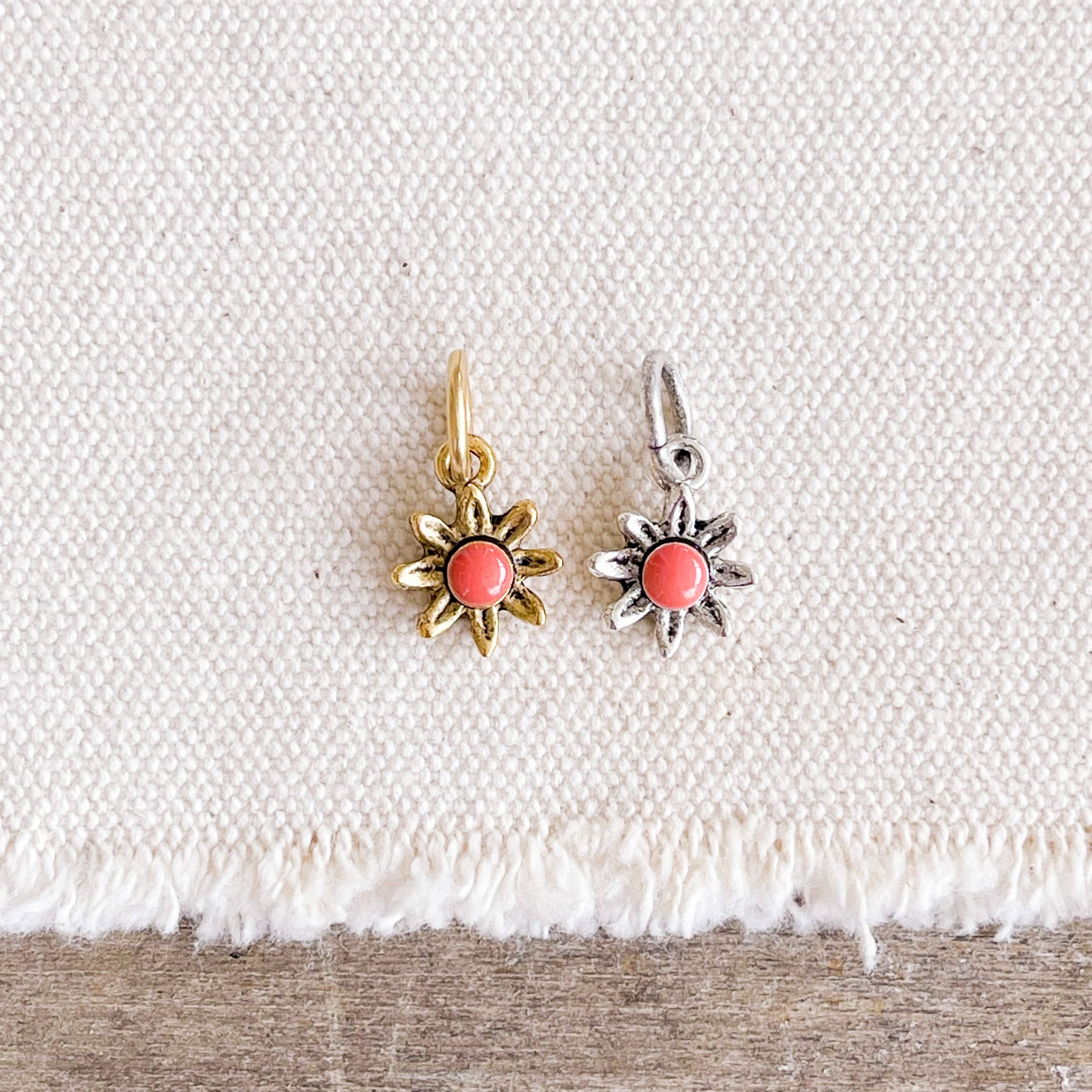 Bel Kai – Engroshandel Vedhæng/charm – Farvet Marguerit Charm0