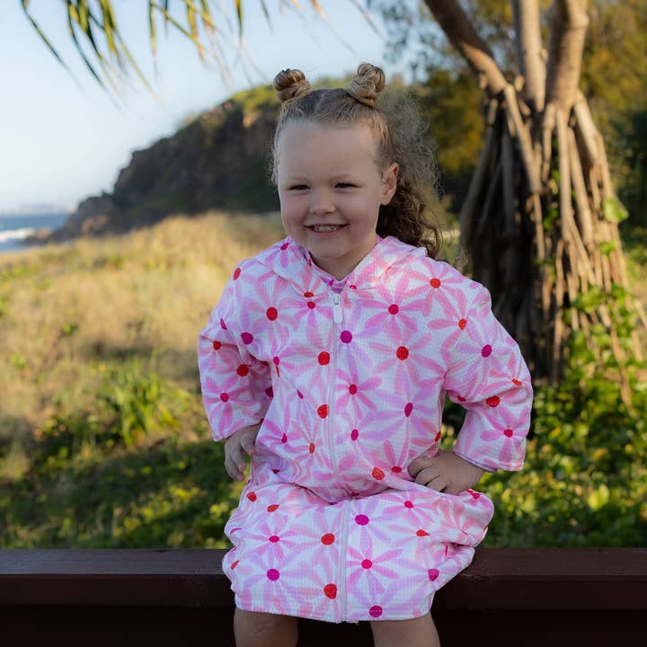 Mae and Rae Bows - Wholesale Hooded towel – Child & baby - Zahli Hooded Towel1