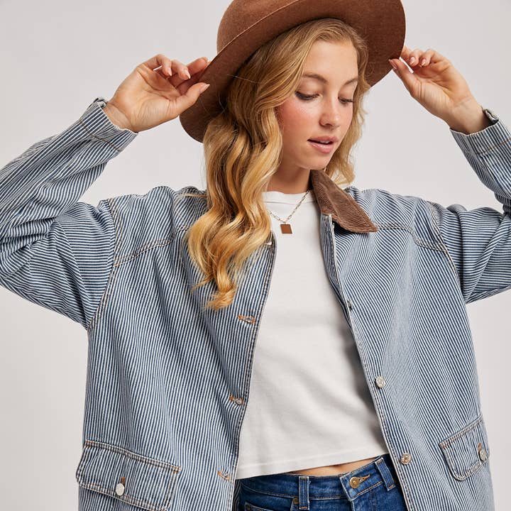 KONTRASTFARBENER SCHEUNENMANTEL AUS DENIM MIT KORDKRAGEN und andere Ergebnisse für cordmantel im Großhandel. Kostenlose Rücksendungen und 60-Tage-Zahlungsziel auf Faire im Trend auf Faire.