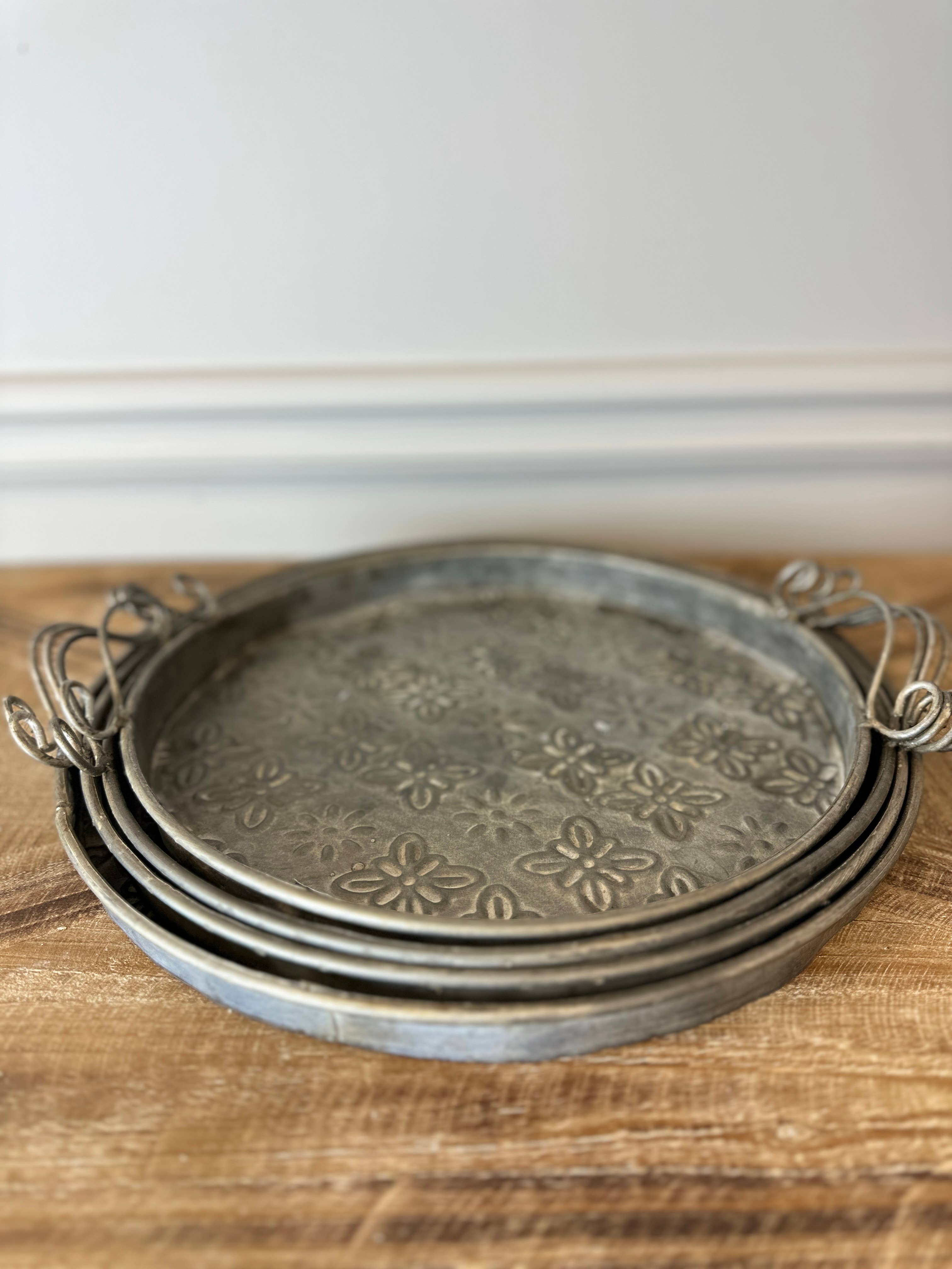 Vagabond Vintage - Venta al por mayor Bandejas decorativas - Bandeja de hierro - Juego de 41