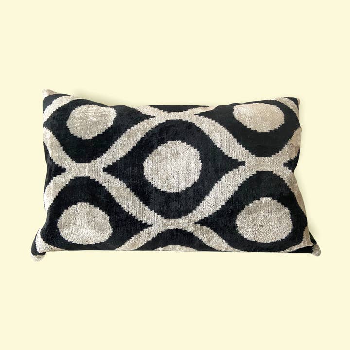 Ikat Atelier – Großhandel Zierkissen – Ikat-Kissen, Ikat-Überwurf, Ikat-Kissen0