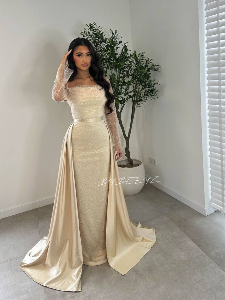 2 pieces premium evening dress beige IN STOCK for wholesale by Bybeeyz