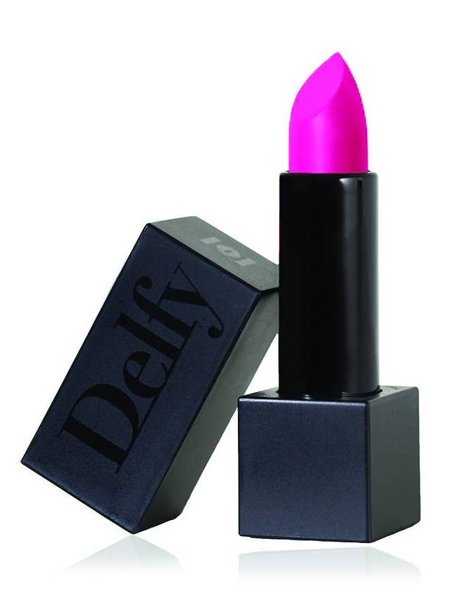 Delfy Velvetly Matt Lipstick - Cabaret for wholesale by DELFY FDR GROUP SOCIEDAD LIMITADA. (Delfy fdr group sl)