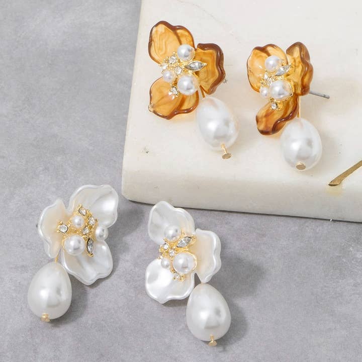 Acryl Bloem Parel Oorbel Hangers voor wholesale door The Looks by Fame Accessories