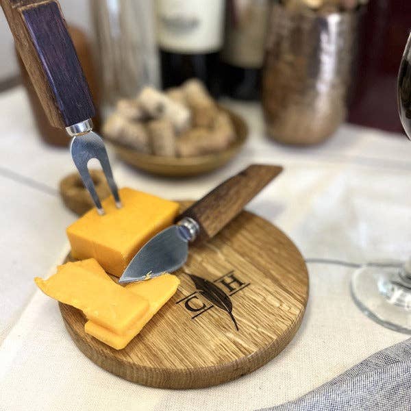 Pinecone Home - Vente Plateaux à fromage - Mini planche à charcuterie Wine Barrel avec logo personnalisé