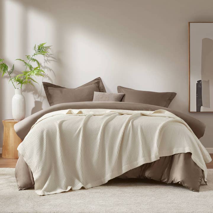 Olliix - Wholesale Bedding Blanket - Waffle Weave Cotton Bedding Blanket, Ivory