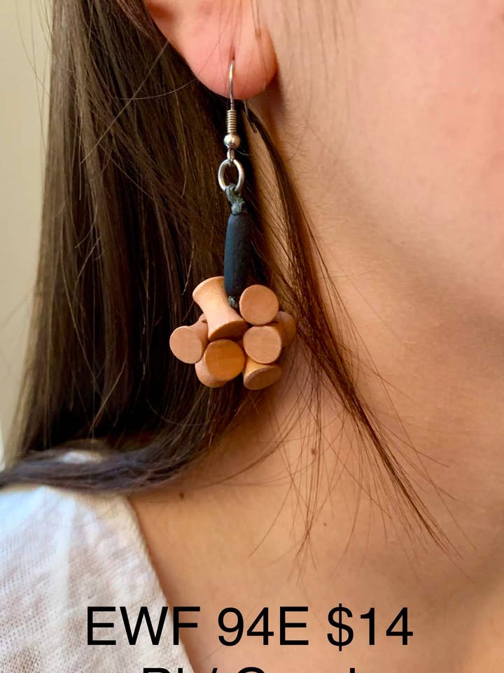 Orecchini Bali per la vendita all'ingrosso da parte di Escape from Paris