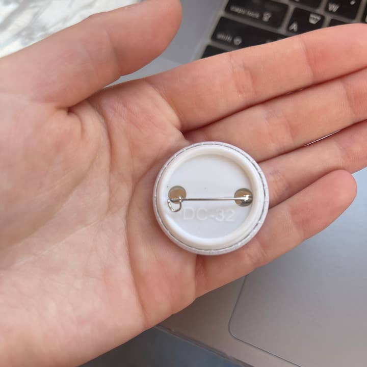 Kaila Design Shop - Wholesale Lapel Pin/Button - Asexual Pride Button1