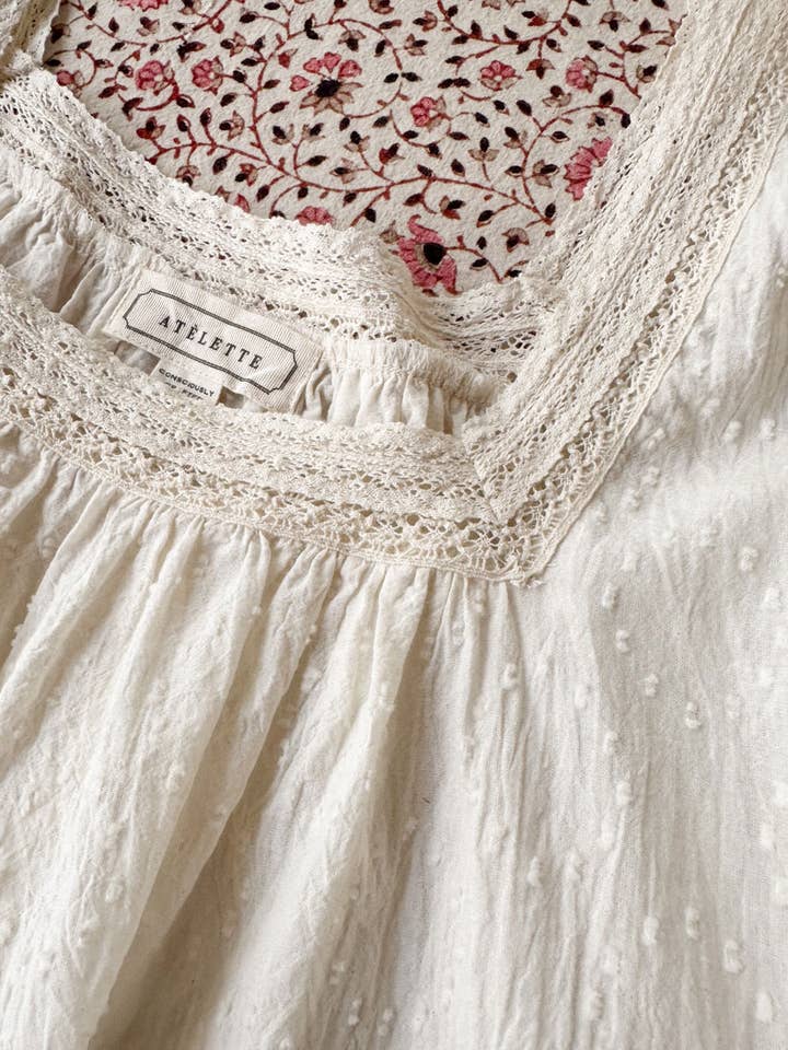 Atèlette - Wholesale Blouse - Women's - Cream Cotton Lace Puff Sleeve Top - Bea Top2