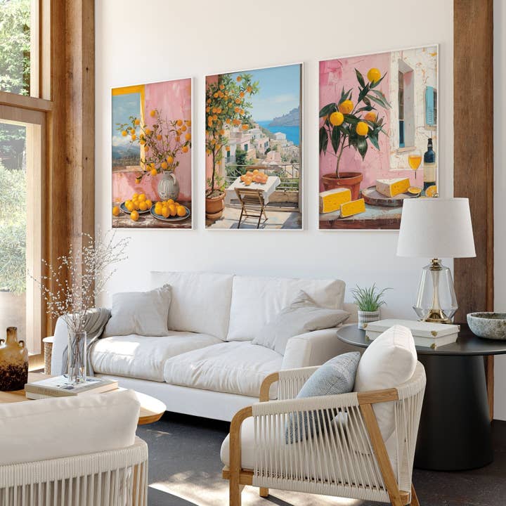 Stor lærred til stuen | Sæt med 3 vægkunsttryk med italiensk livsstil for engroshandel hos About Wall Art