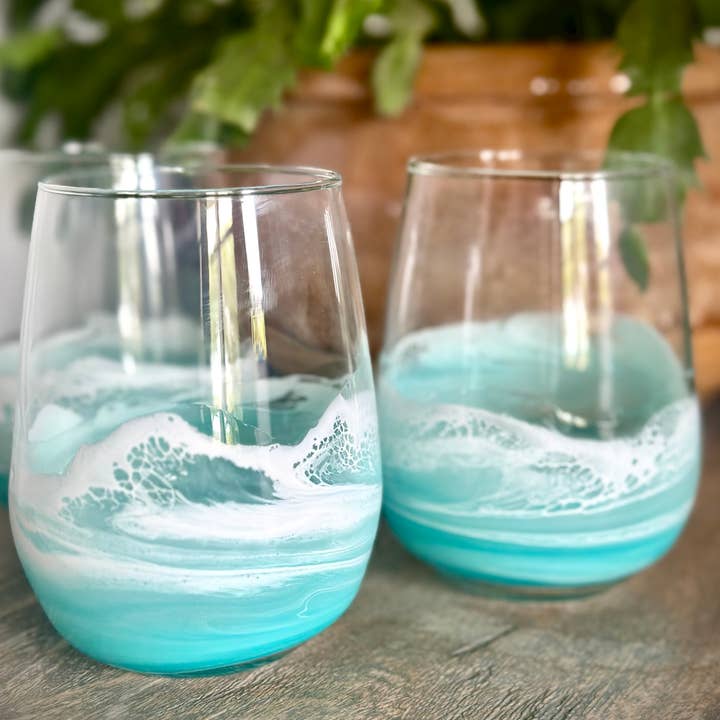 Artful Nests - Wholesale Wine Glass - Stemless Wine Glass with Resin Waves - Light Teal 3