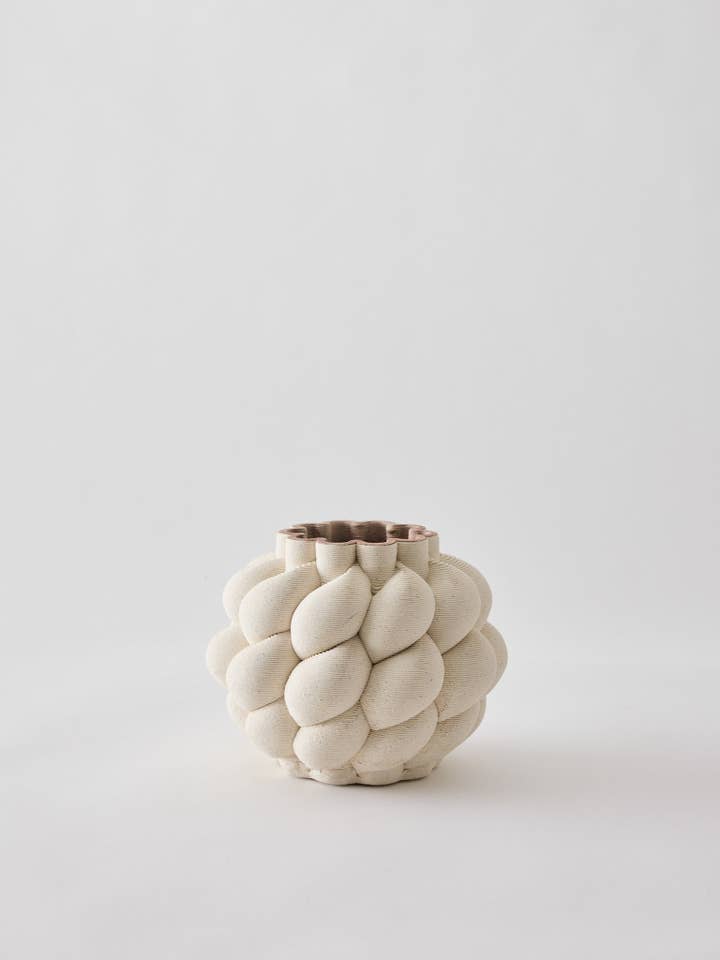 Nuvola vase for wholesale by Tell Me More
