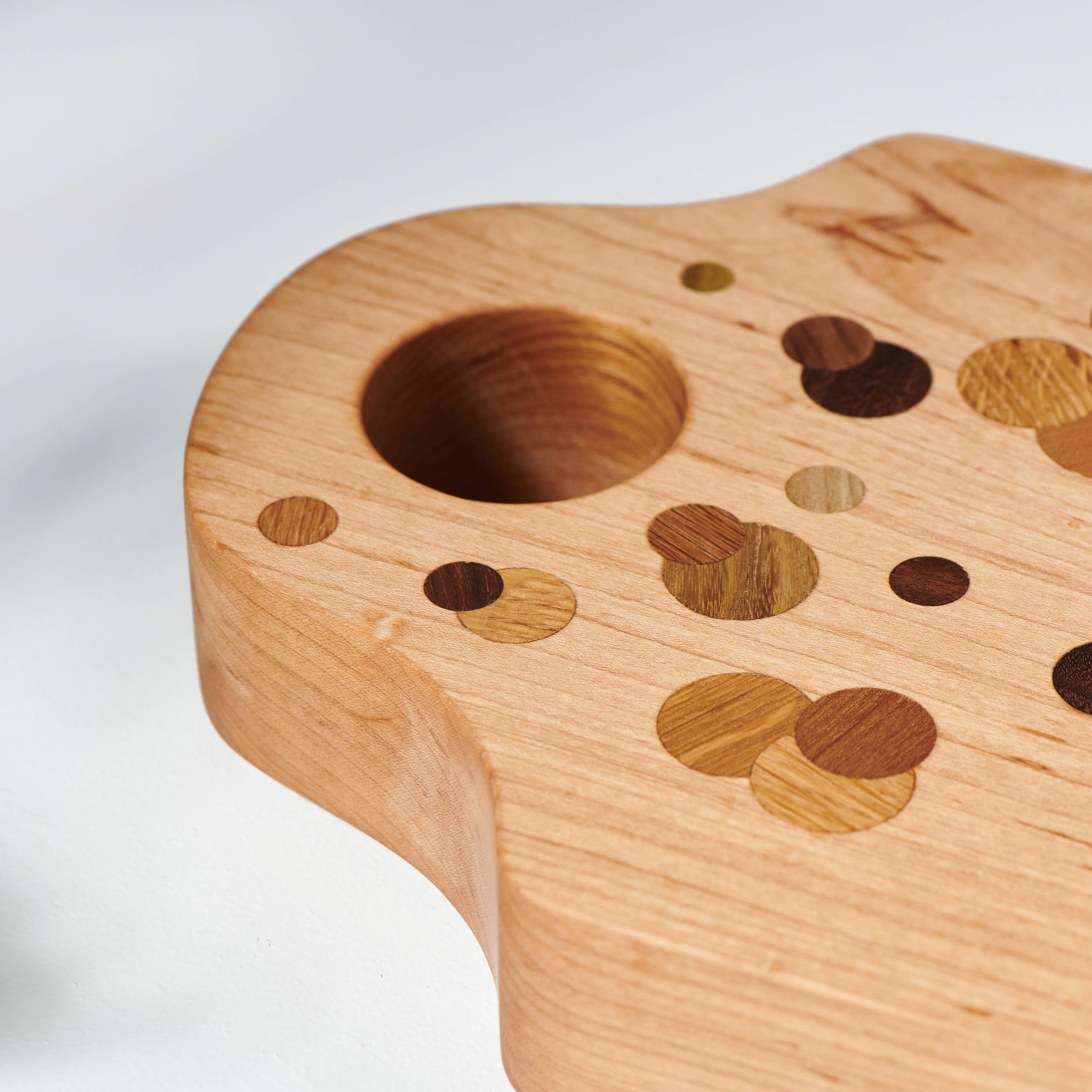Untitled_Co - Wholesale Cutting Board - Polka Dot Board in Maple - Yayoi3