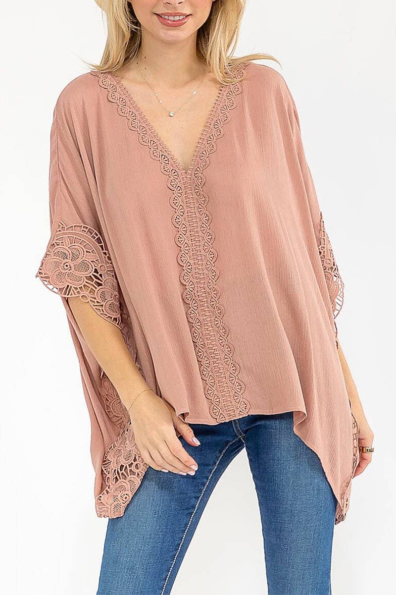 ROUSSEAU - Wholesale Tunic - Women's - SHORT SLEEVE V-NECK LACE TRIM TUNIC BLOUSE0