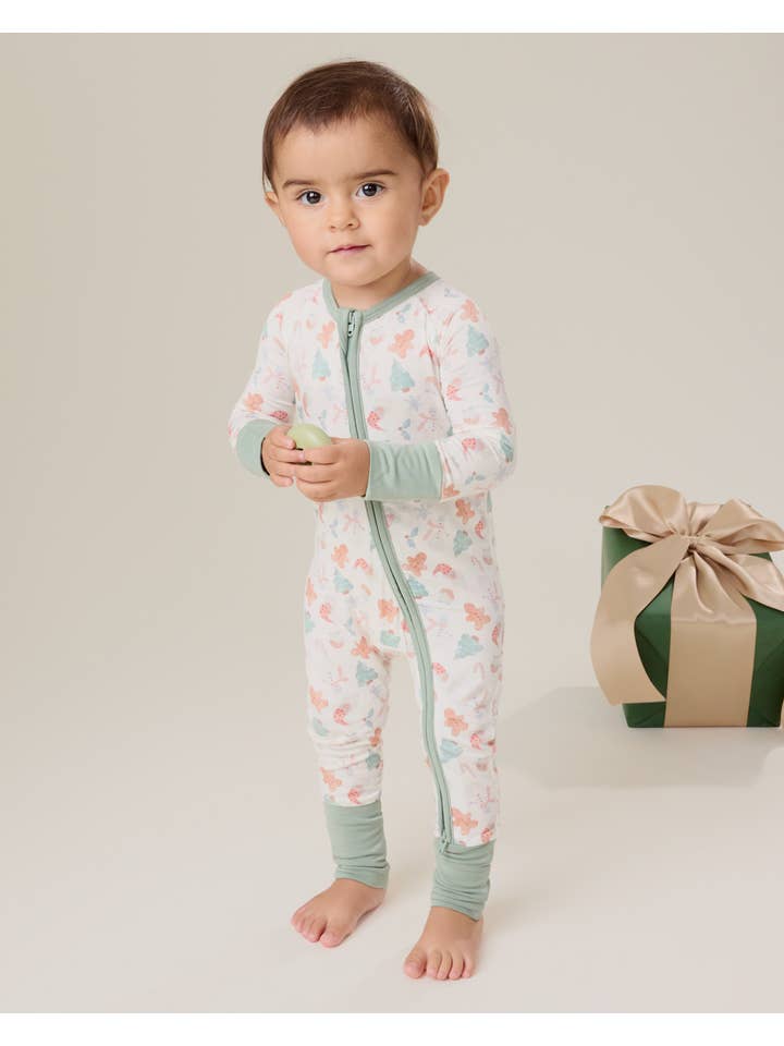 Kindred Bravely - Wholesale Sleepsuit - Baby - Bamboo Baby Pajama Holiday Print5