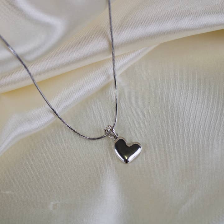 TISH jewelry - Wholesale Pendant/Charm Necklace - Malia // Puffed Heart Necklace2