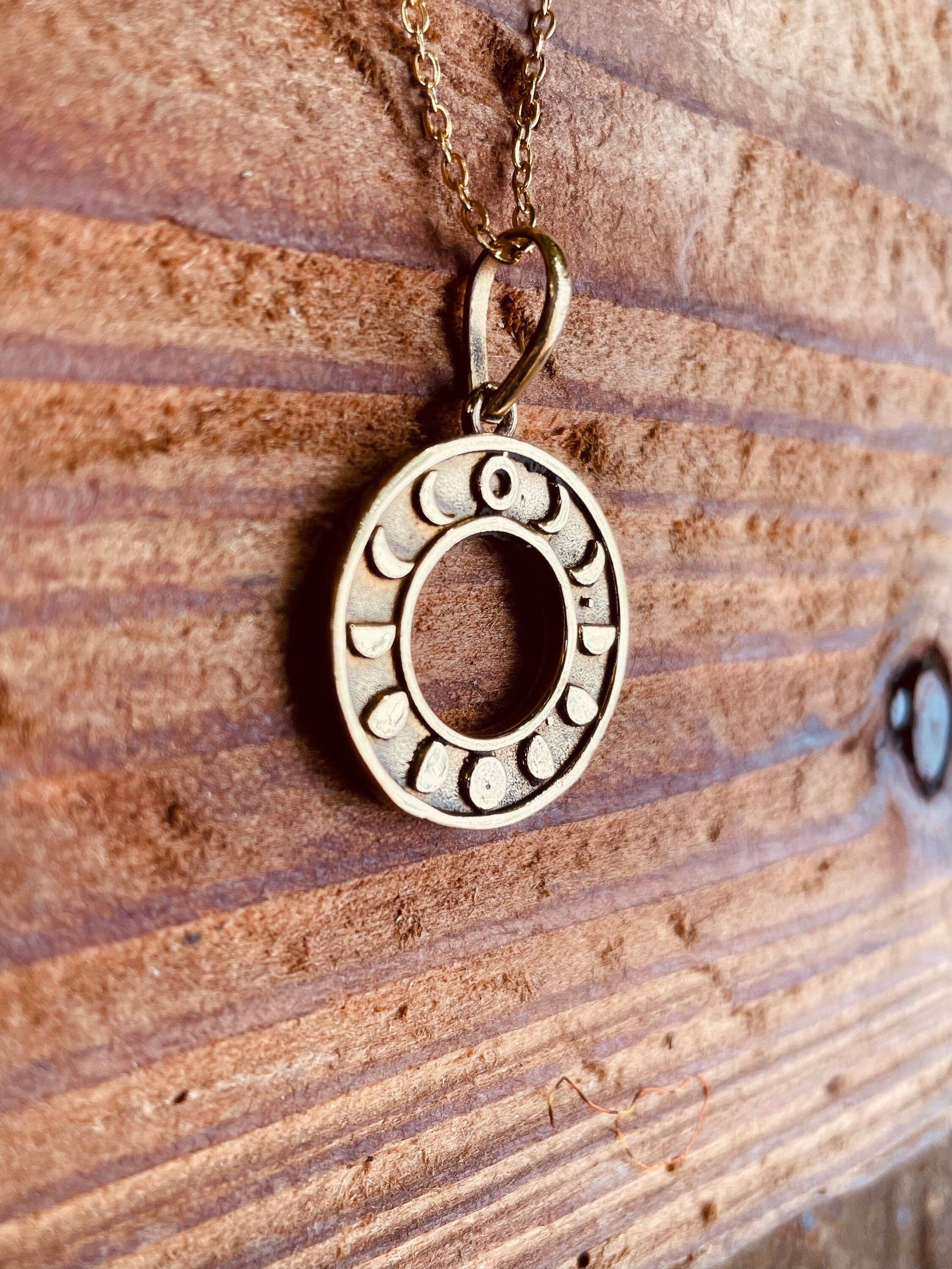Kaali Boutique - Wholesale Pendant/Charm Necklace - Lunar Calendar Necklace / Moon Phases / Hypoallergenic / Gold / Yoga / Reiki / Boho / Hippie / Rustic / Ethnic / Crystals / Third Eye /5