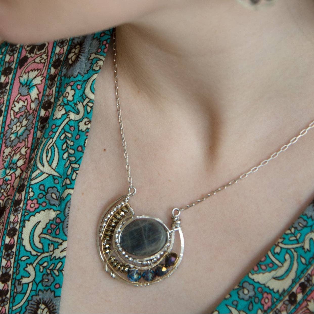 Art by any Means Jewelry – wholesale Pendant/charm necklace – Space Dust Labradorite Necklace 80137N2