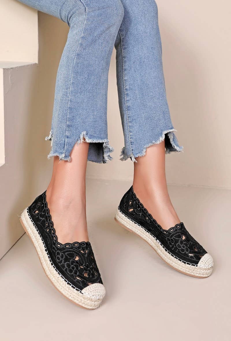 Joia Paris – wholesale Lågskor - Dam – Bekväma platta espadriller i cowboy-stil H8-8685