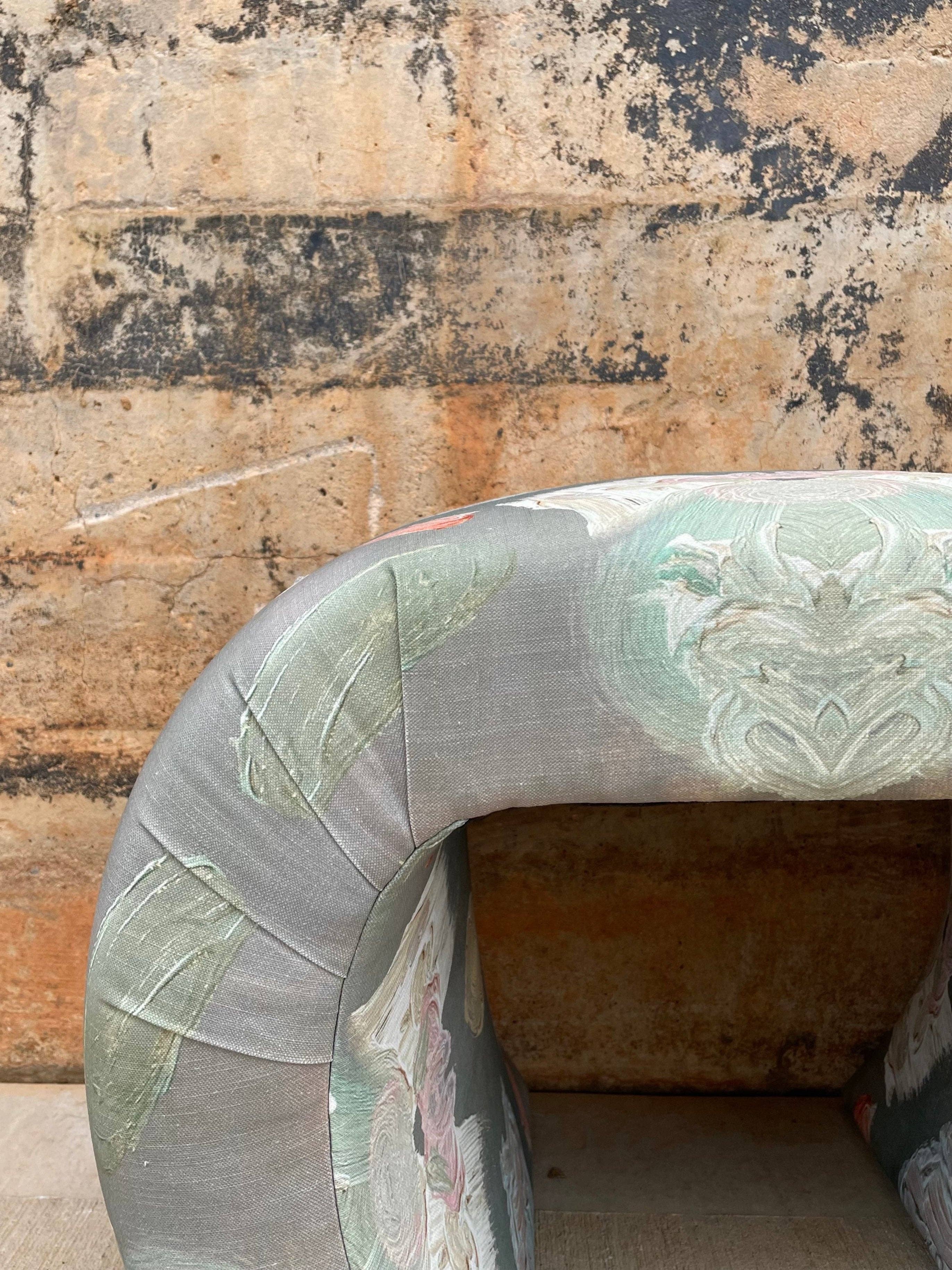 Windy O'Connor Art & Home - Vente Repose-pieds - Pouf Bridgerton4