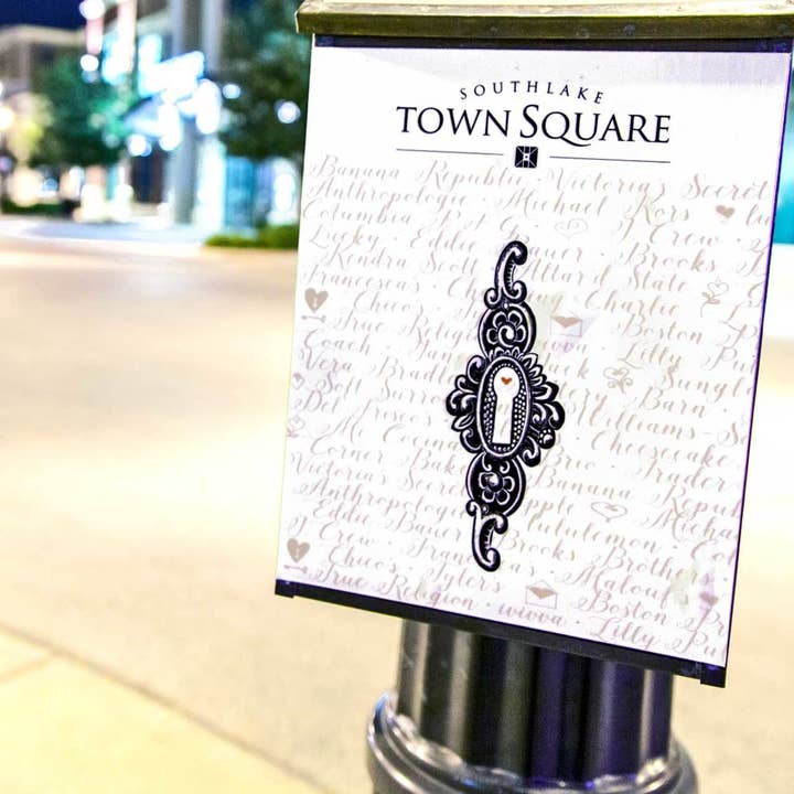 Sous-verre de Southlake Town Square pour la vente par South Austin Gallery