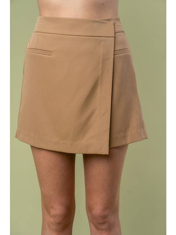Olive P40686 High Waisted Solid Woven Shorts for wholesale on Faire10